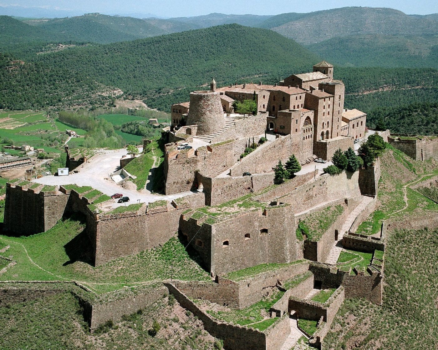 Sight-Sleep in Spain: Parador de Cardona Castle-Stay