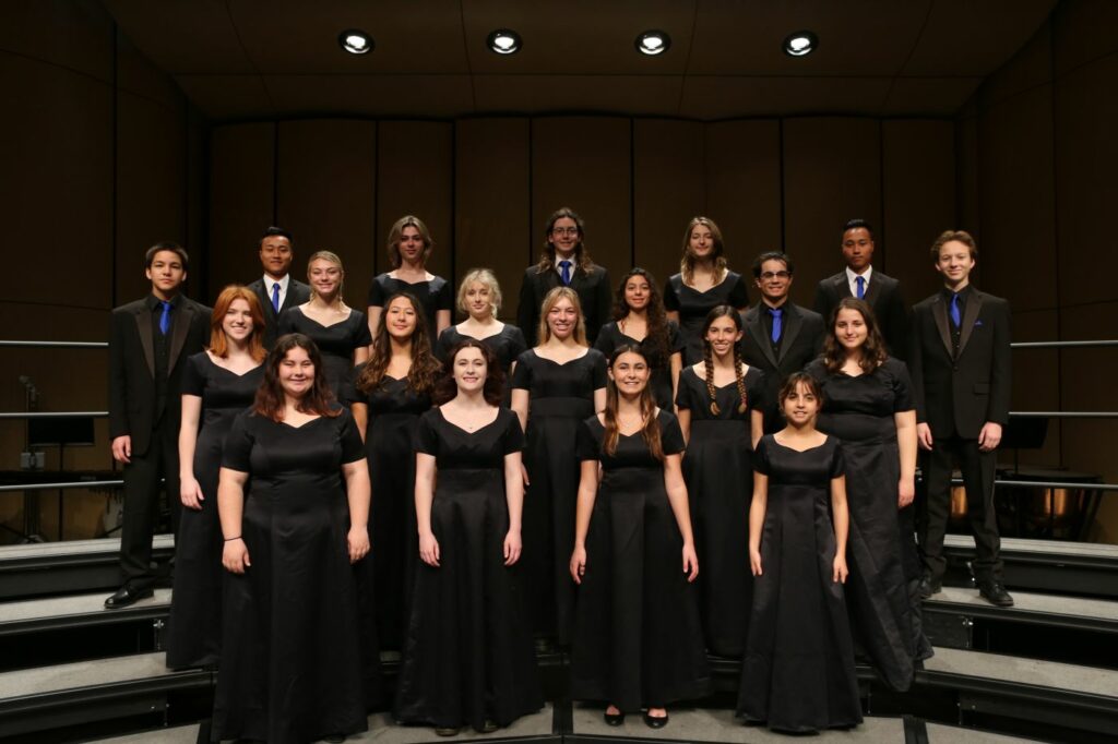 This image has an empty alt attribute; its file name is Southern-California-Choral-Ambassadors_s-1024x682.jpg